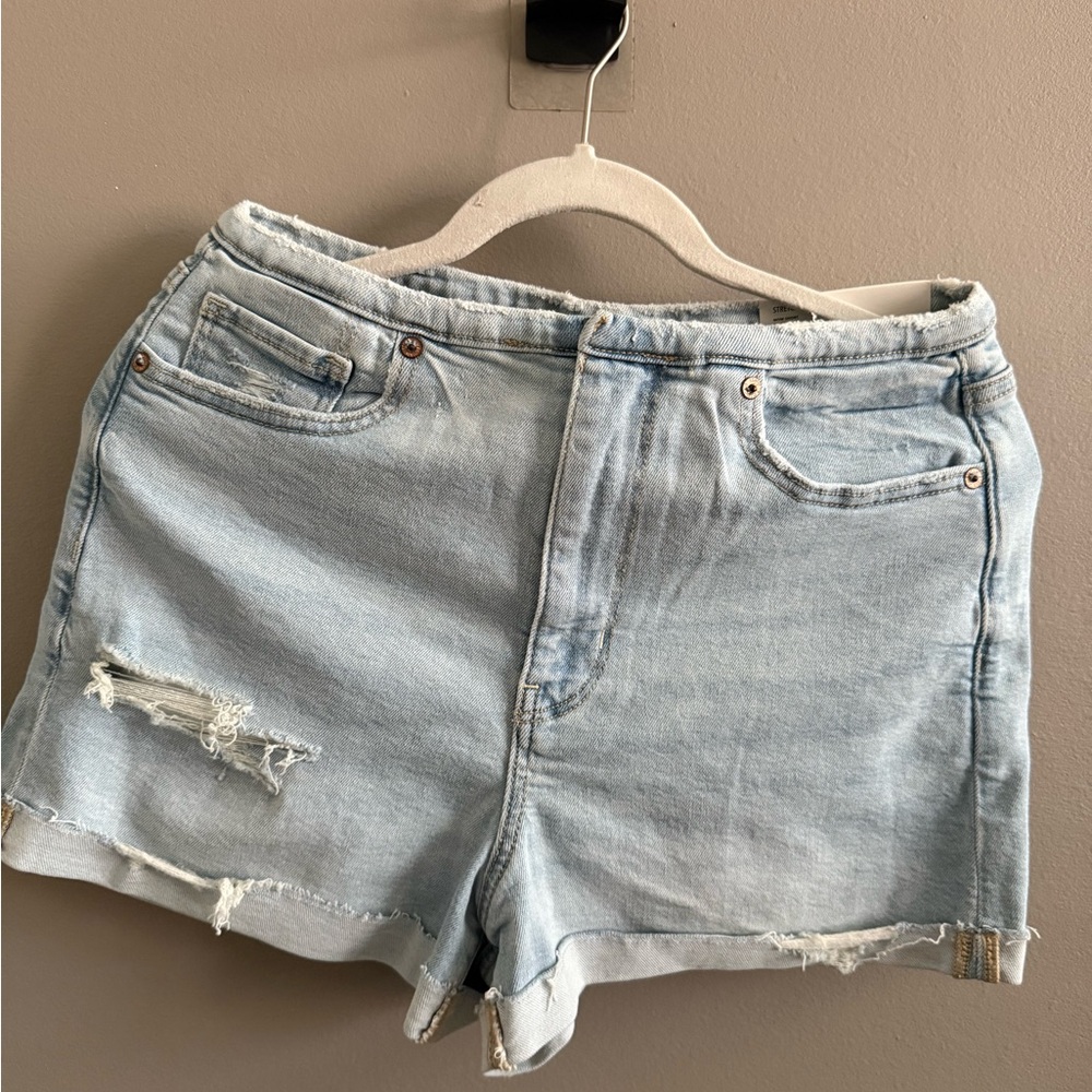 American Eagle Outfitters Light Wash Jean Shorts